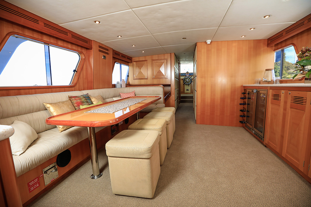 Ariston 6