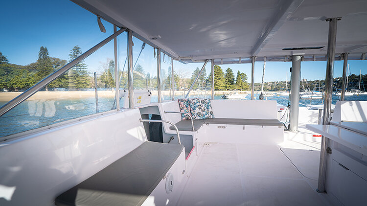 Champagne Sailing 13
