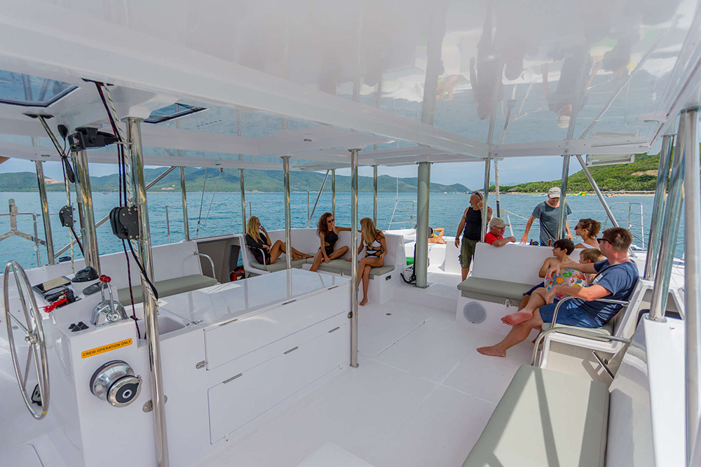 Champagne Sailing 3