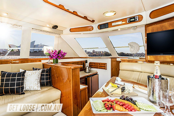 Lux Flybridge Cruiser Sydney 1E