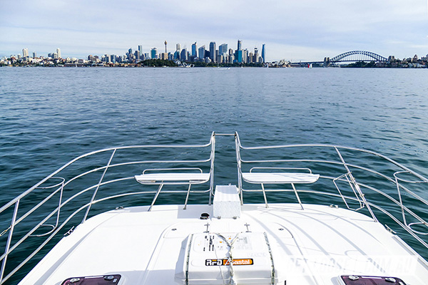 Lux Flybridge Cruiser Sydney 3F