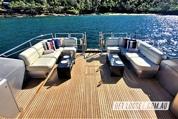 Luxury Yacht Sydney 4C