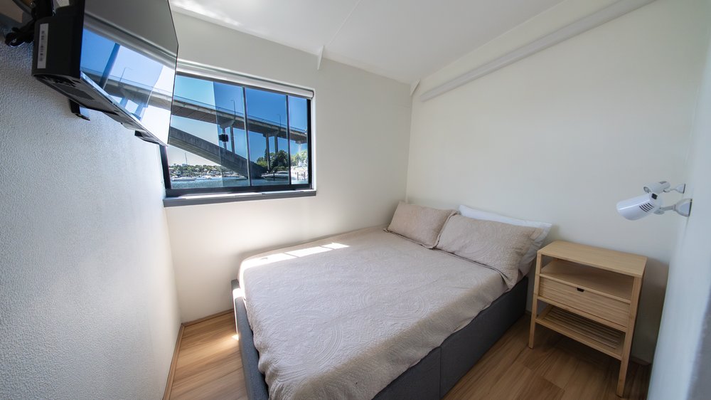 Deckhouse private cabin with double bed and TV